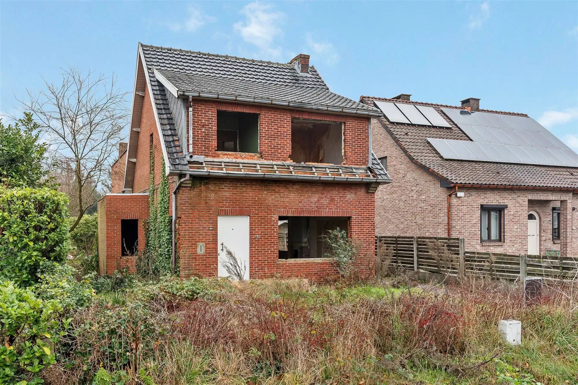 Hoofdfoto van de publicatie: RENOVATIEPROJECT VOOR OPEN BEBOUWING OP RUIM PERCEEL VAN 11A31CA TE ZOLDER