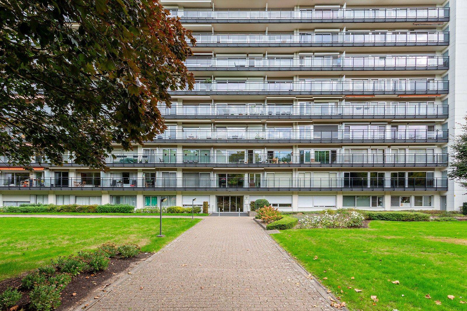 Ruim en lichtrijk appartement met 2 terrassen en garagebox foto 18