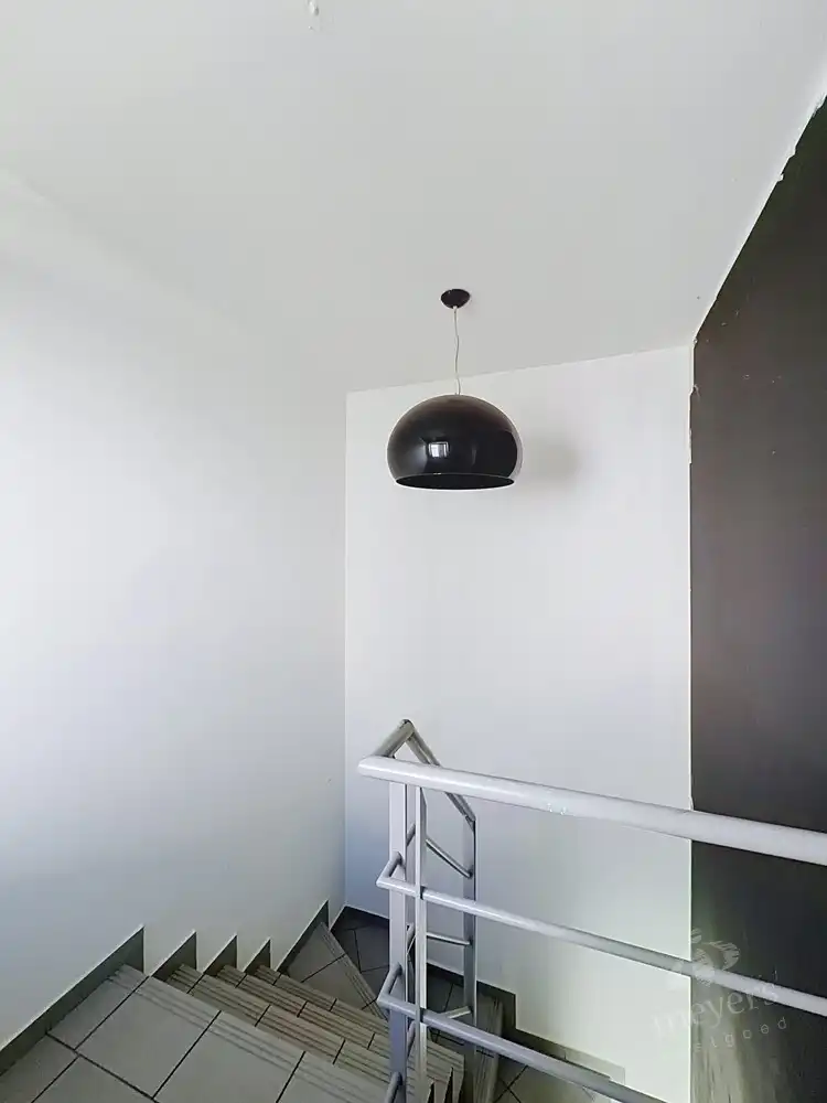 Veelzijdig handelspand met bovenliggend appartement en afzonderlijke tuinen in Heusden-Zolder foto 12