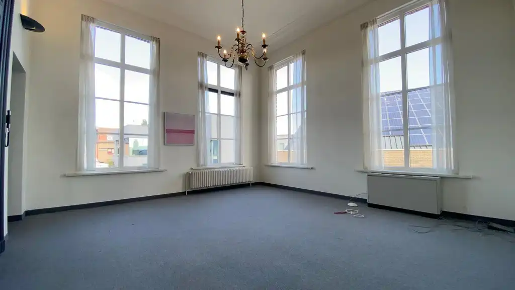Kantoren te huur in voormalige directeurswoning in Gent foto 7