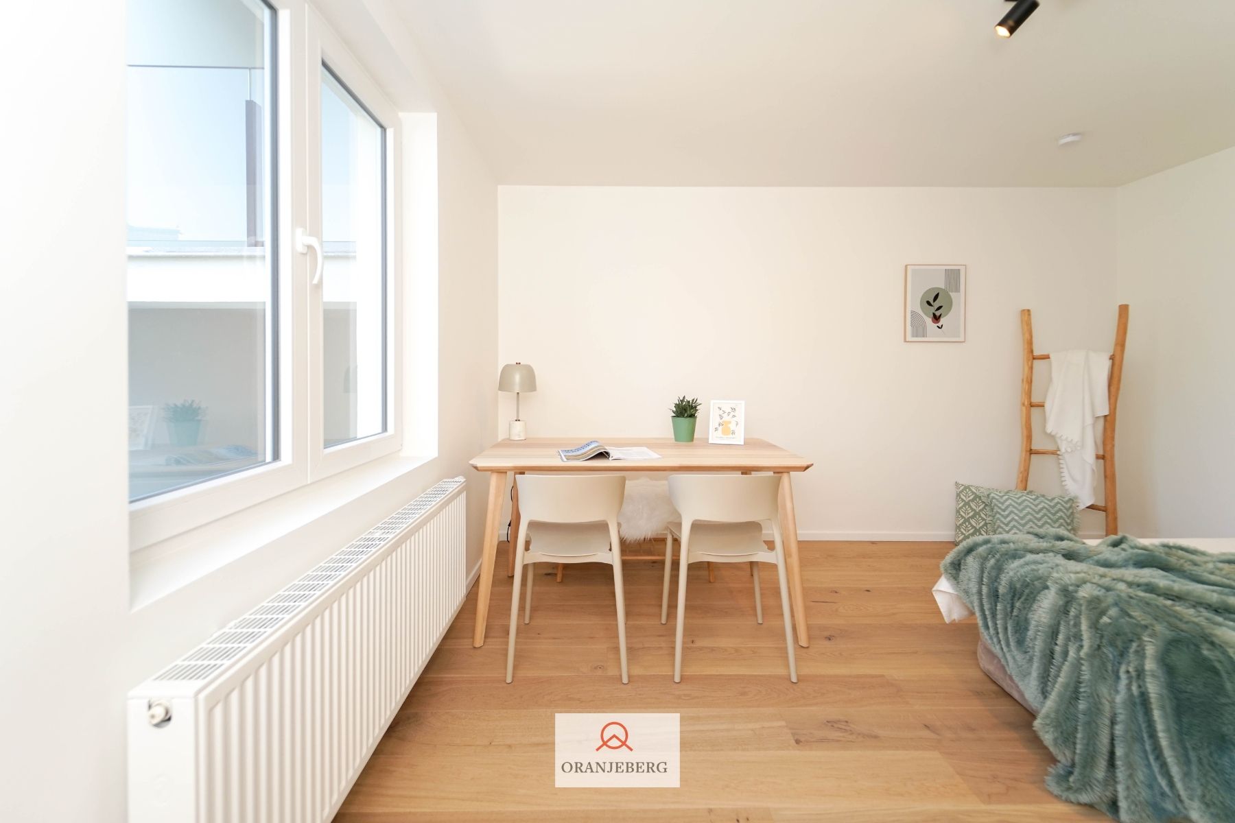 Gerenoveerde lichtrijke studentenkamer met privatieve badkamer en keuken foto 8