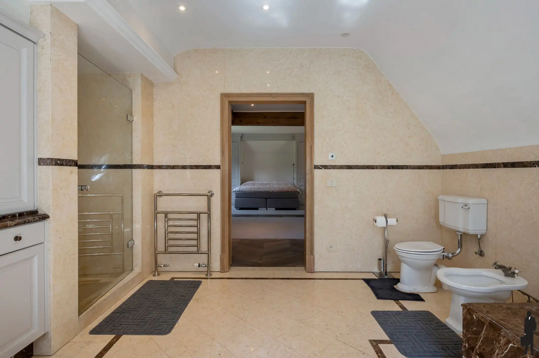 Karaktervolle villa met binnenzwembad in de "Lint" foto 26