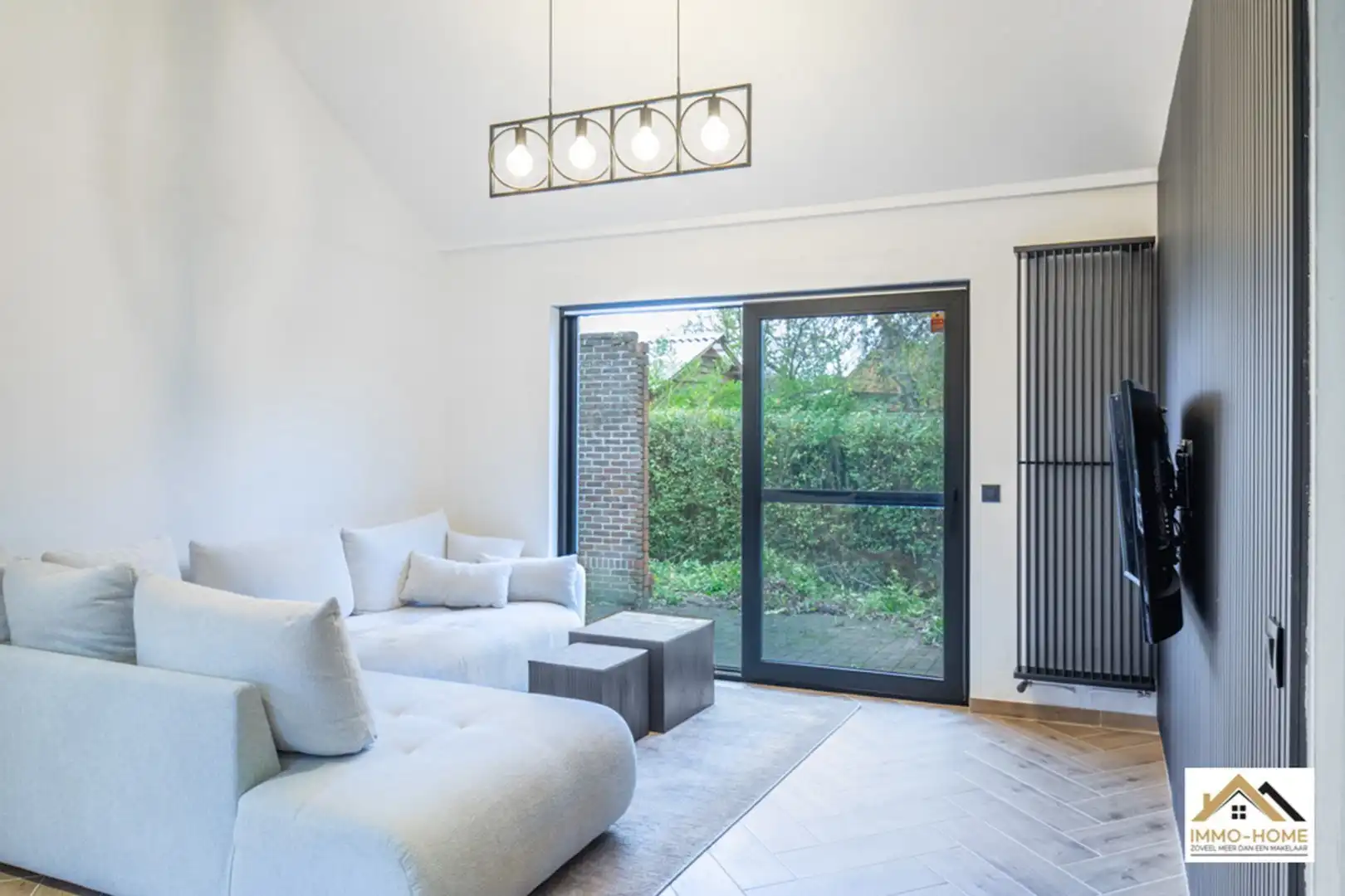 Gerenoveerde ruime open bebouwing op landelijke ligging foto 4