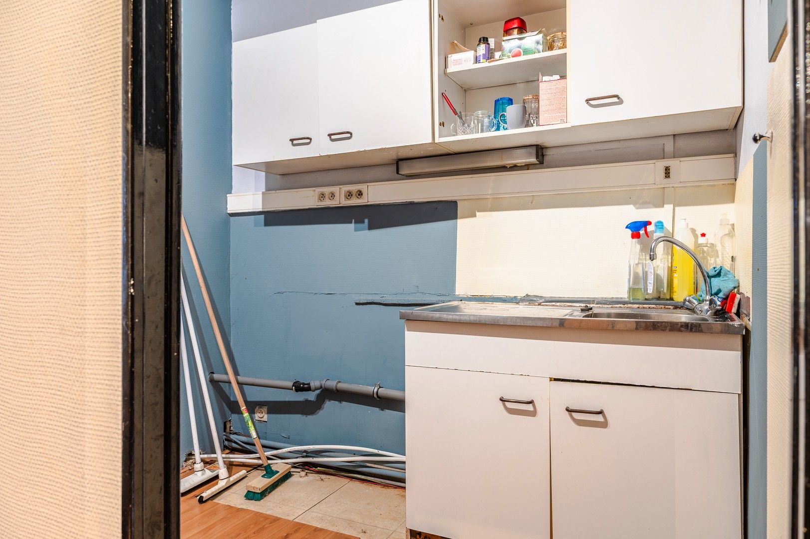 Commerciële ruimte met zichtlocatie – 103 m² in centrum Burcht! foto 13