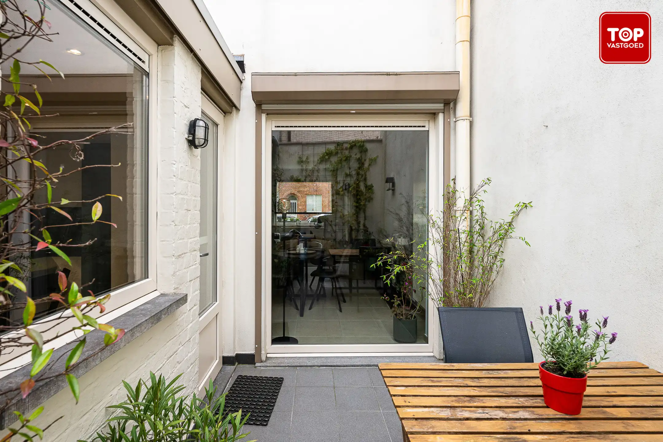 Gezellige instapklare woning met leuke stadskoer.  foto 29