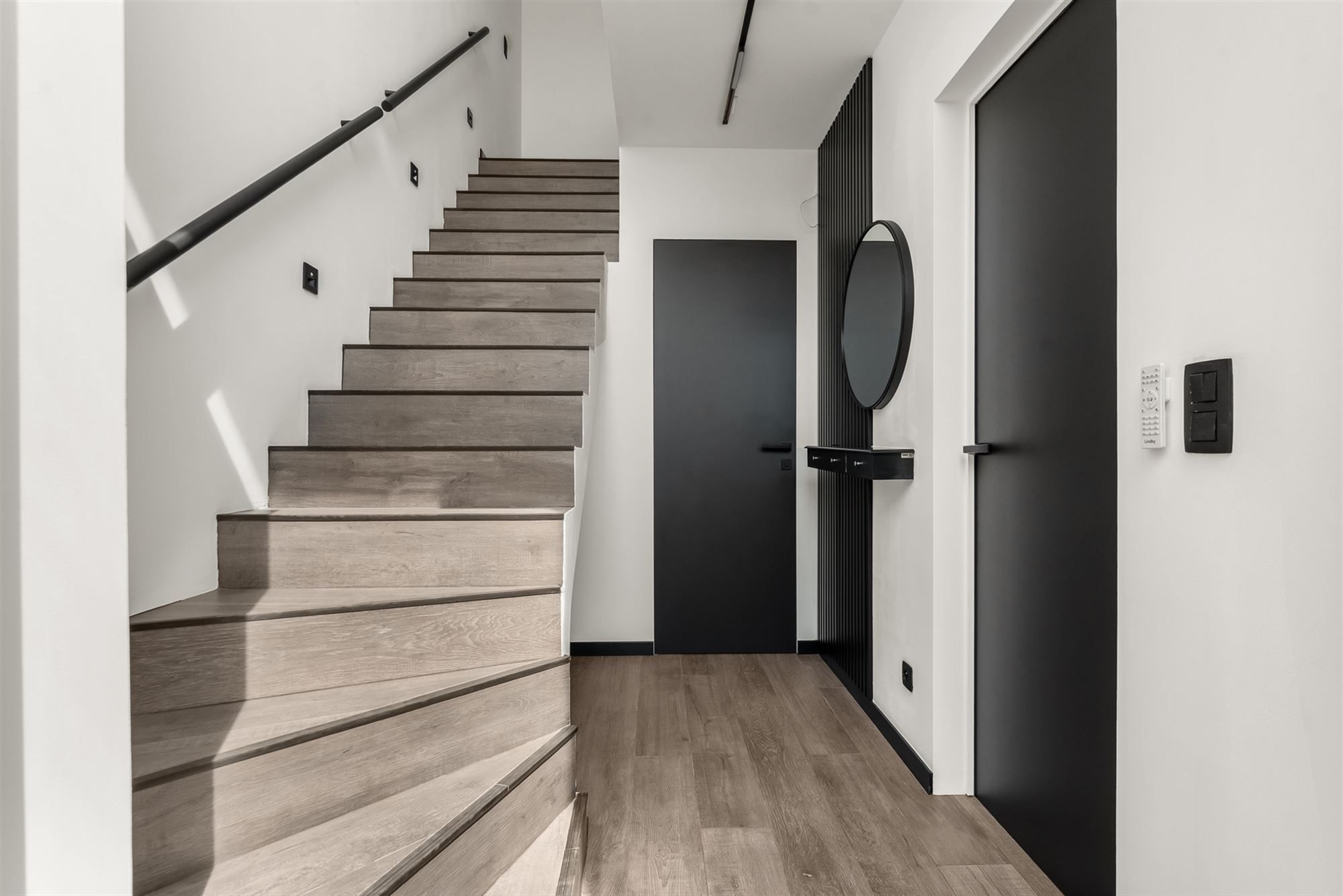 RECENTE WONING MET 3 SLAAPKAMERS EN KWALITATIEVE AFWERKING OP RUSTIGE LIGGING foto 15