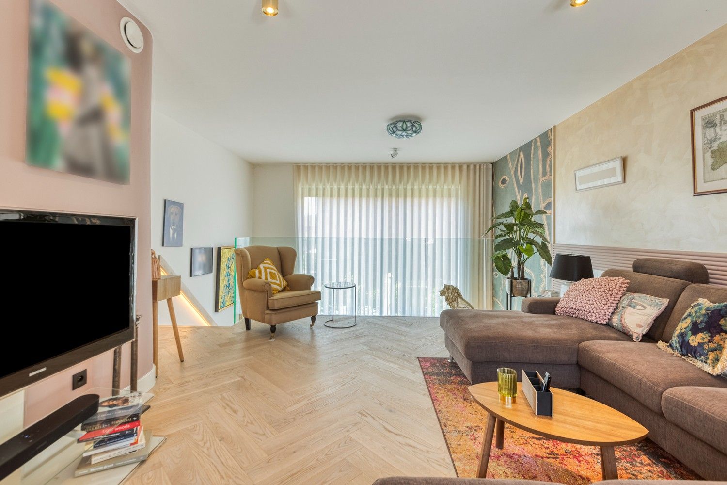 Schitterende, lichtovergoten woning in het gegeerde Oud-Rekem, Lanaken. foto 23