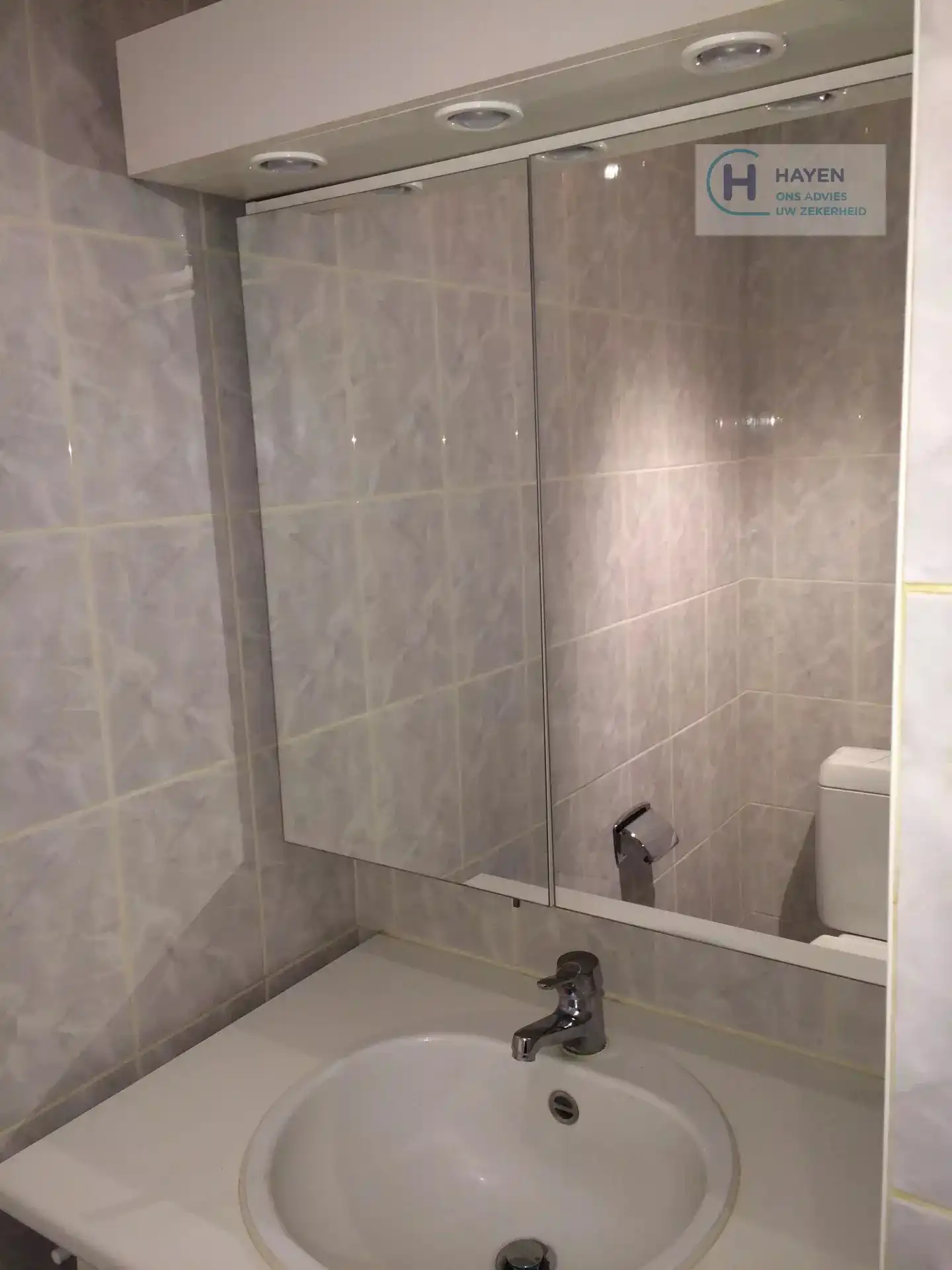 Studio met terras en ondergrondse parking te koop foto 8