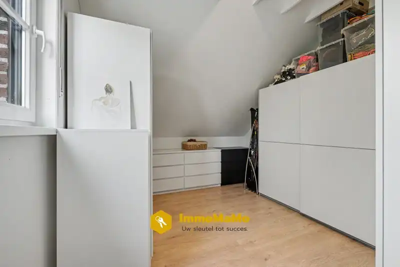 VERKOCHT - INSTAPKLARE WONING MET 2 SLAAPKAMERS (OPTIE TOT 3DE) TE KOOP foto 22