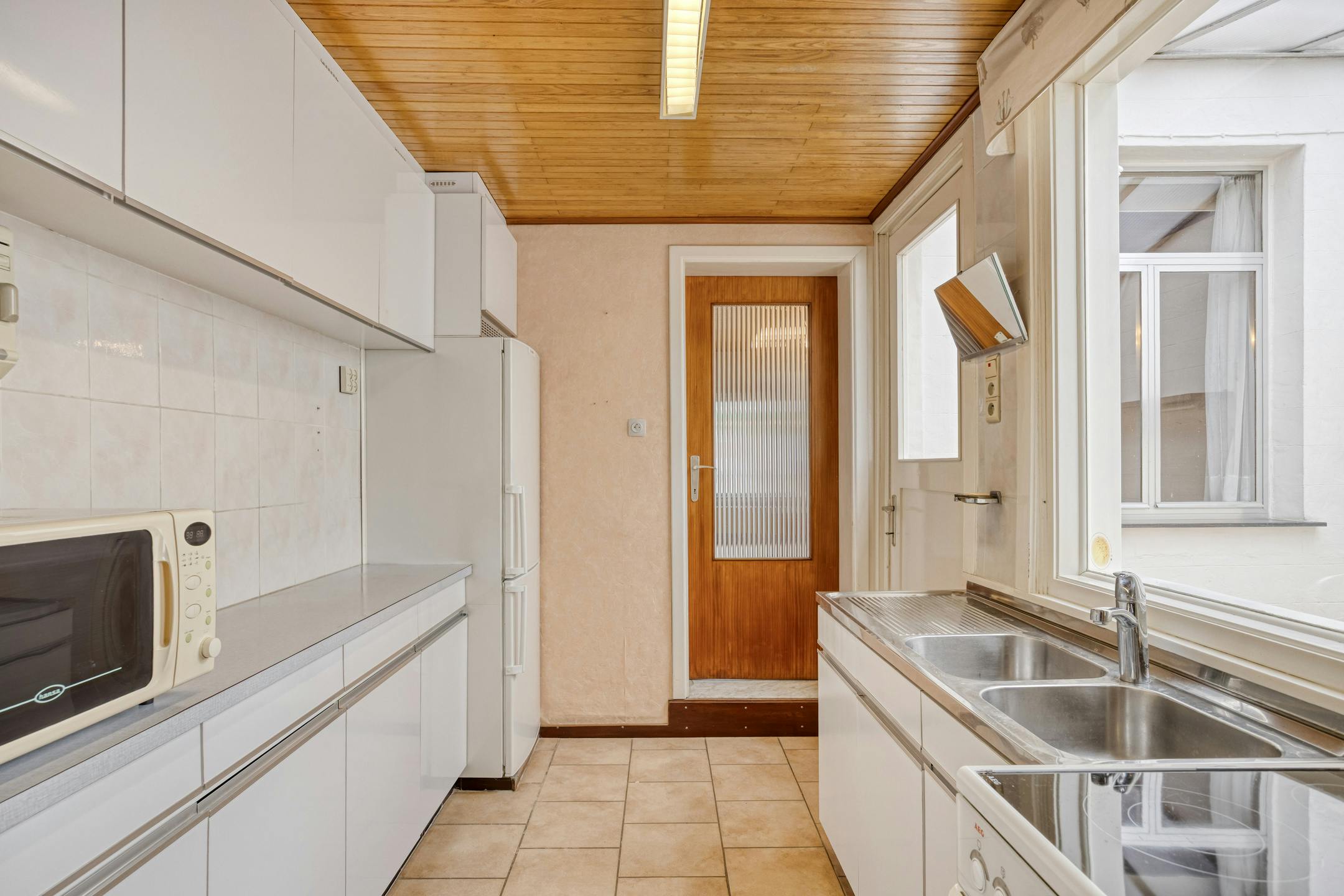 Te renoveren huis op het Berkenveldplein in Wilrijk foto 6