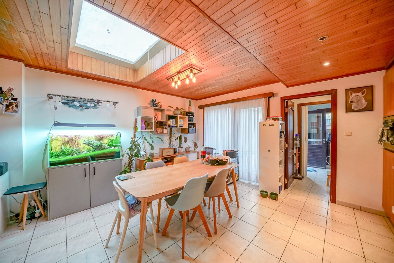 Hoofdfoto van de publicatie: Gezinswoning met garage en tuin in Oostende (Conterdam)