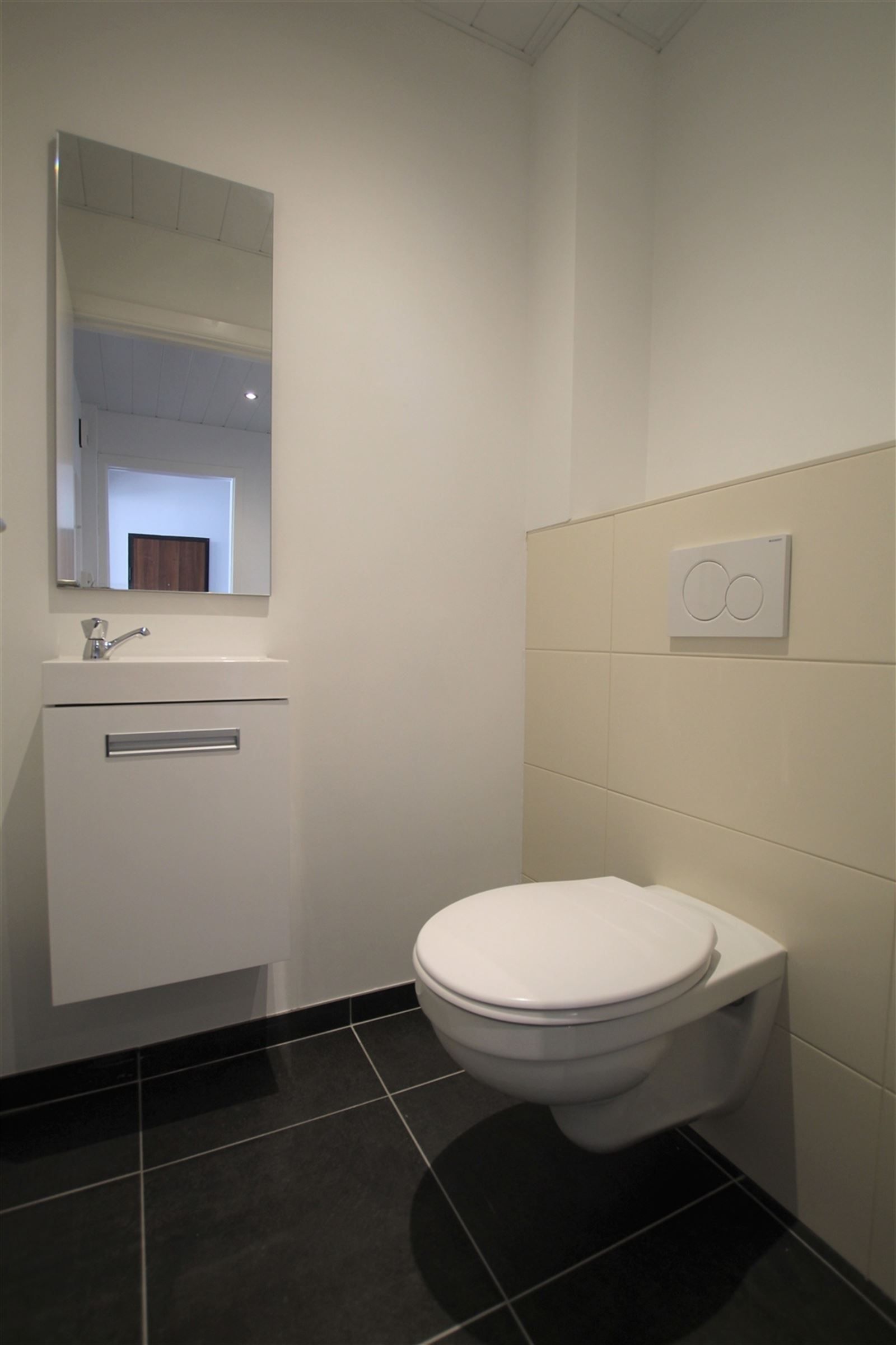 STIJLVOL LUMINEUS APPARTEMENT VAN 170m² foto 16