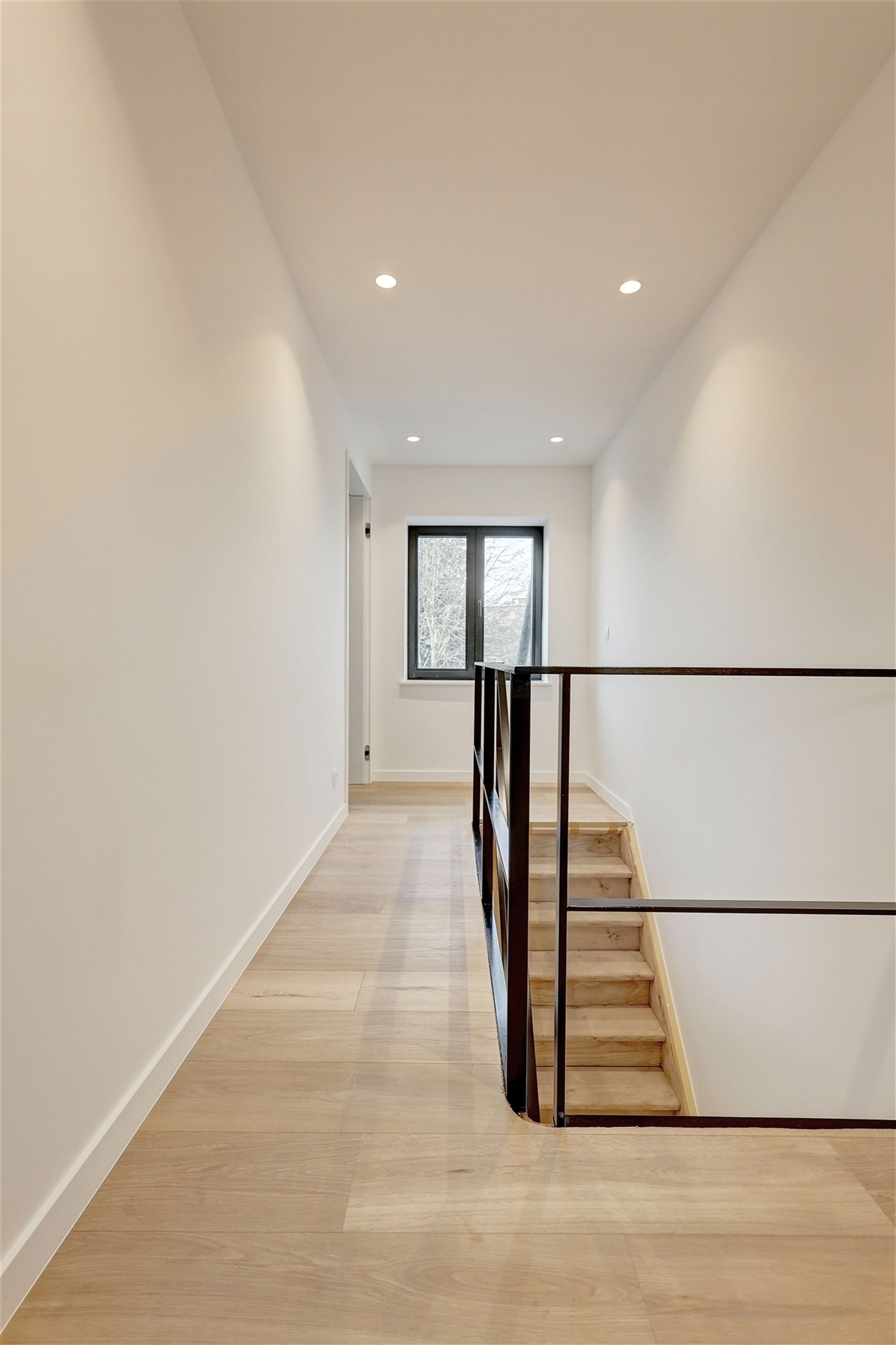 Prachtig gerenoveerd huis met tuin en 4 slaapkamers centrum Mortsel foto 19