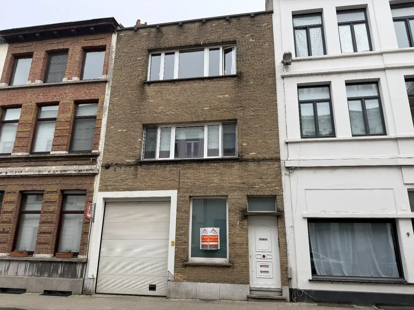 Hedendaags 1 slpk appartement met terras foto {{pictureIndex}}