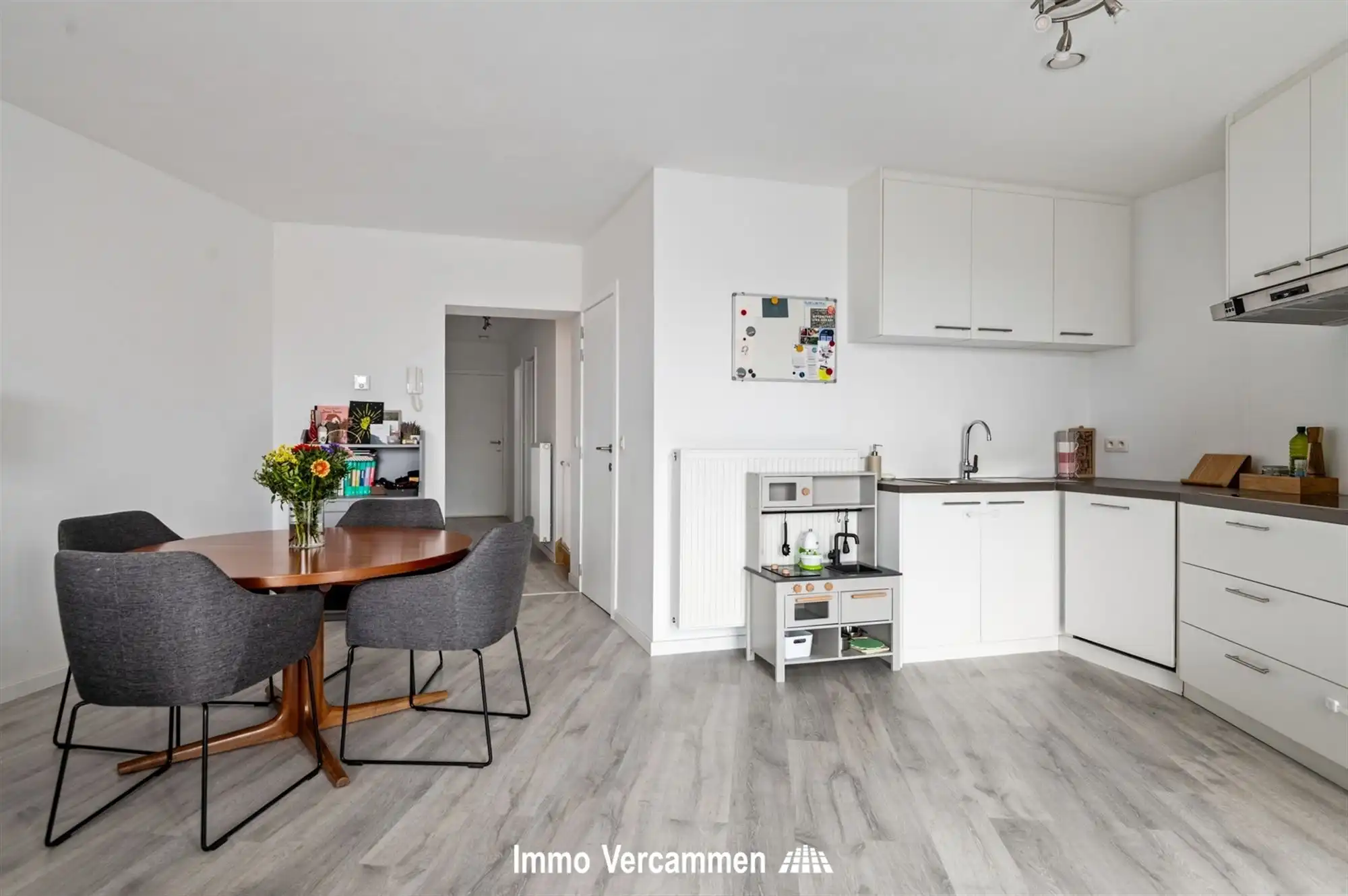 Verrassend ruim duplexappartement te Duffel foto 4
