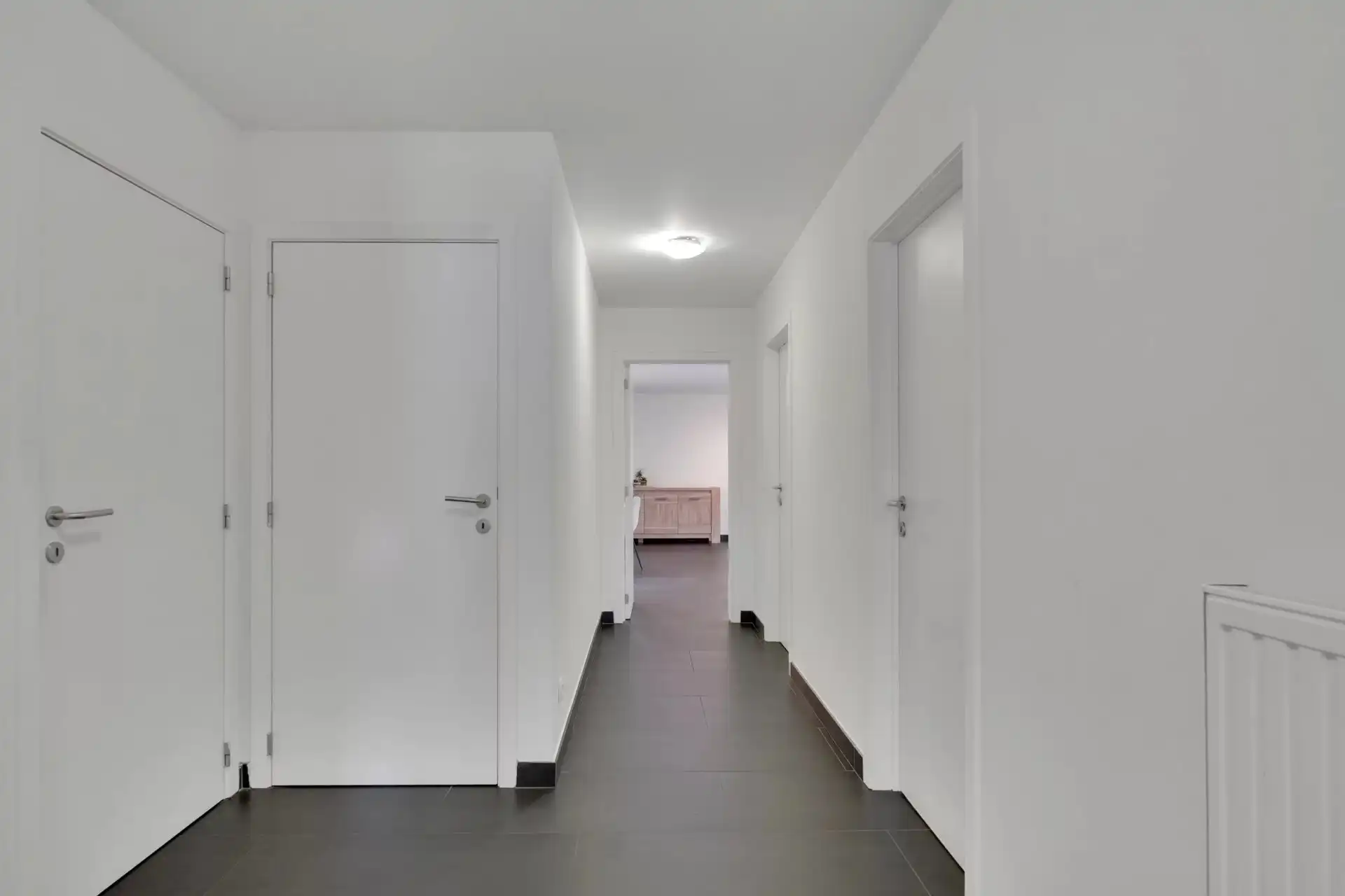 Modern appartement met 2 slaapkamers foto 21