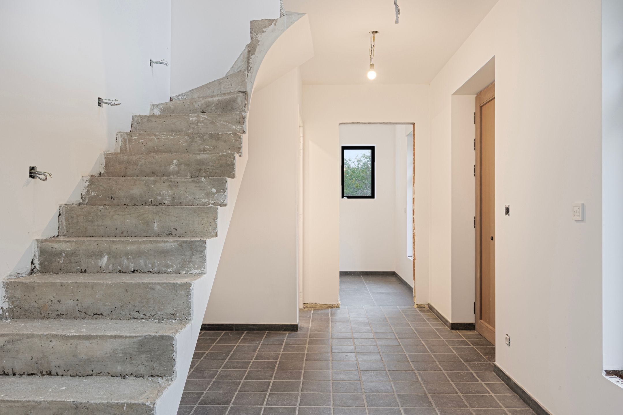 🏡 Nieuwbouwwoning met 4 gevels te koop foto 3