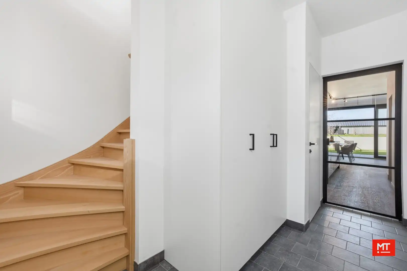 Verrassend ruime nieuwbouwwoningen in het centrum van Beselare foto 6