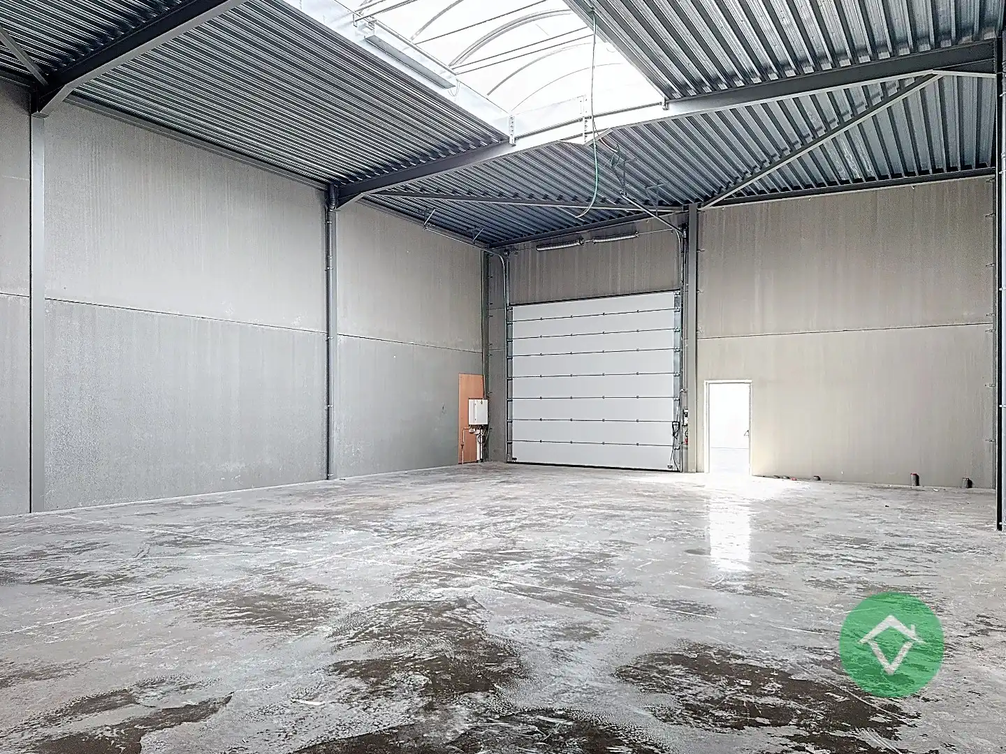 Nieuwbouw loods KMO-UNIT te koop – 237 m² met 1 parkeerplaats inbegrepen op de industriezone te Aartrijke foto 7