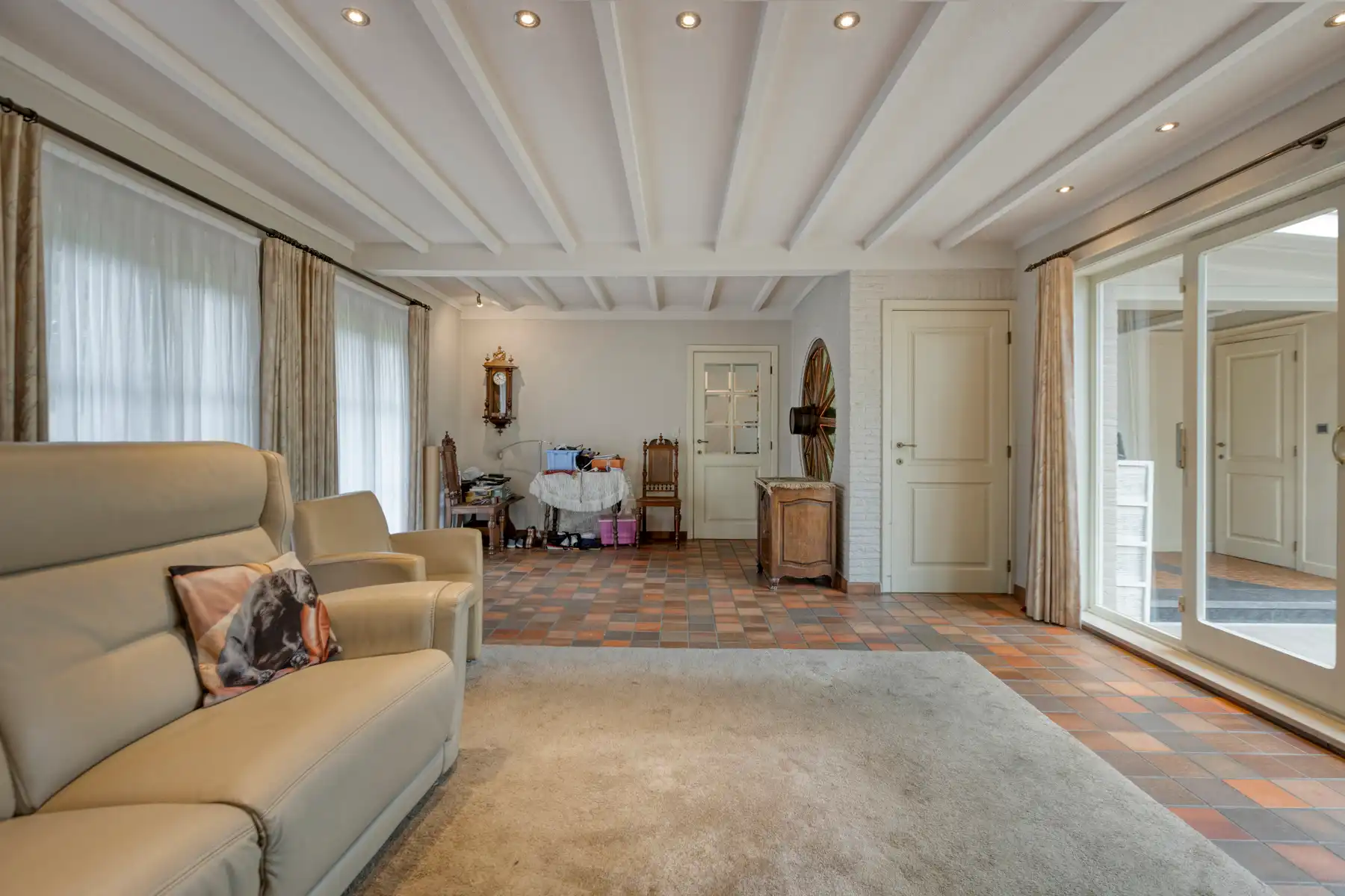 Vrijstaande woning met uitzonderlijke grote tuin in dorpskern Geistingen (Kinrooi) foto 3