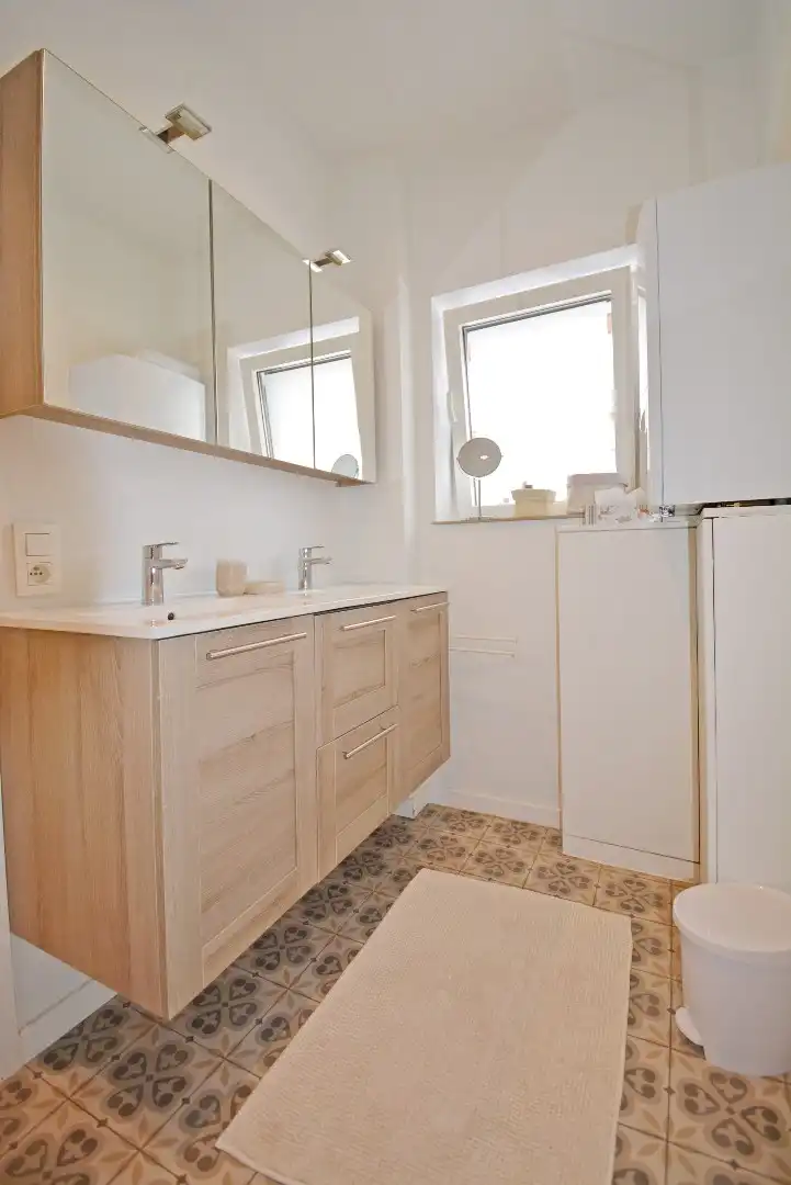Modern appartement met 2 slaapkamers op wandelafstand van het strand foto 8