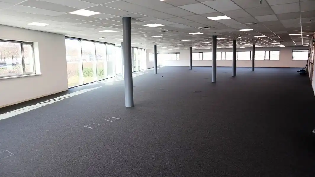 Strategisch gelegen eigentijdse kantoren te huur in Melle foto 16