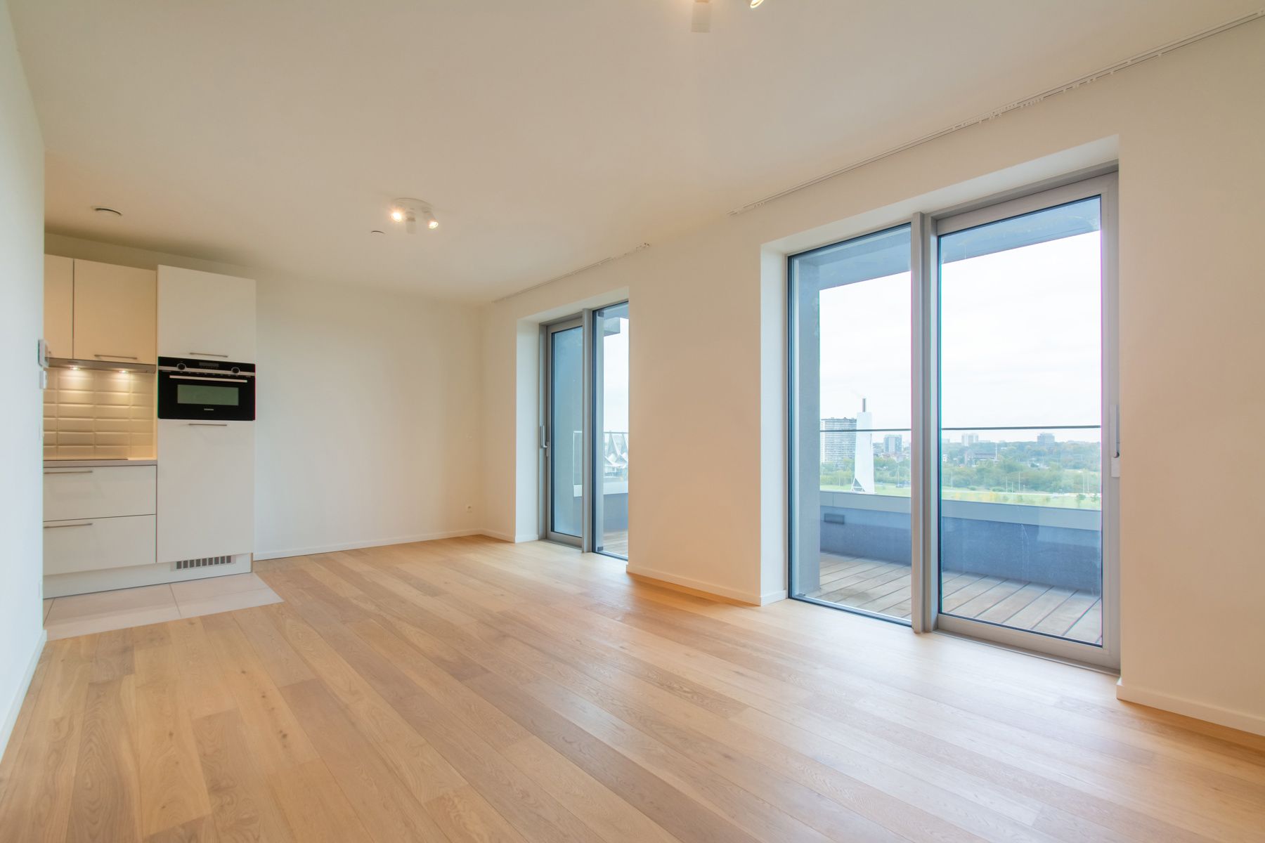Gezellig 1-slaapkamer appartement met terras foto {{pictureIndex}}