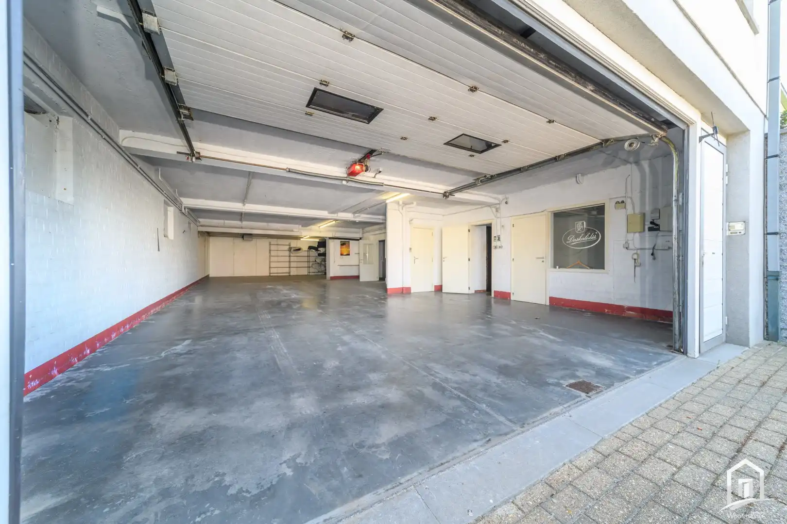 Gezinswoning met ruime garage/werkruimte op centrale locatie te Mere foto 18