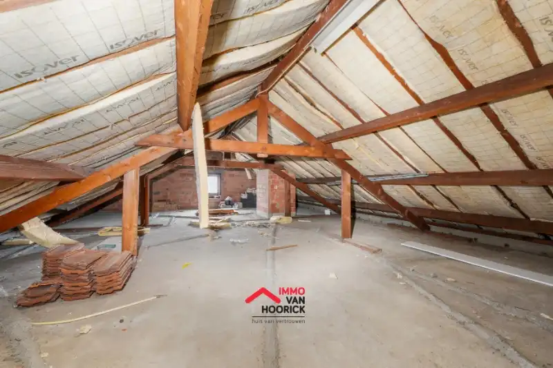 Ruime bungalow 3 slaapkamers op 676m²! foto 16