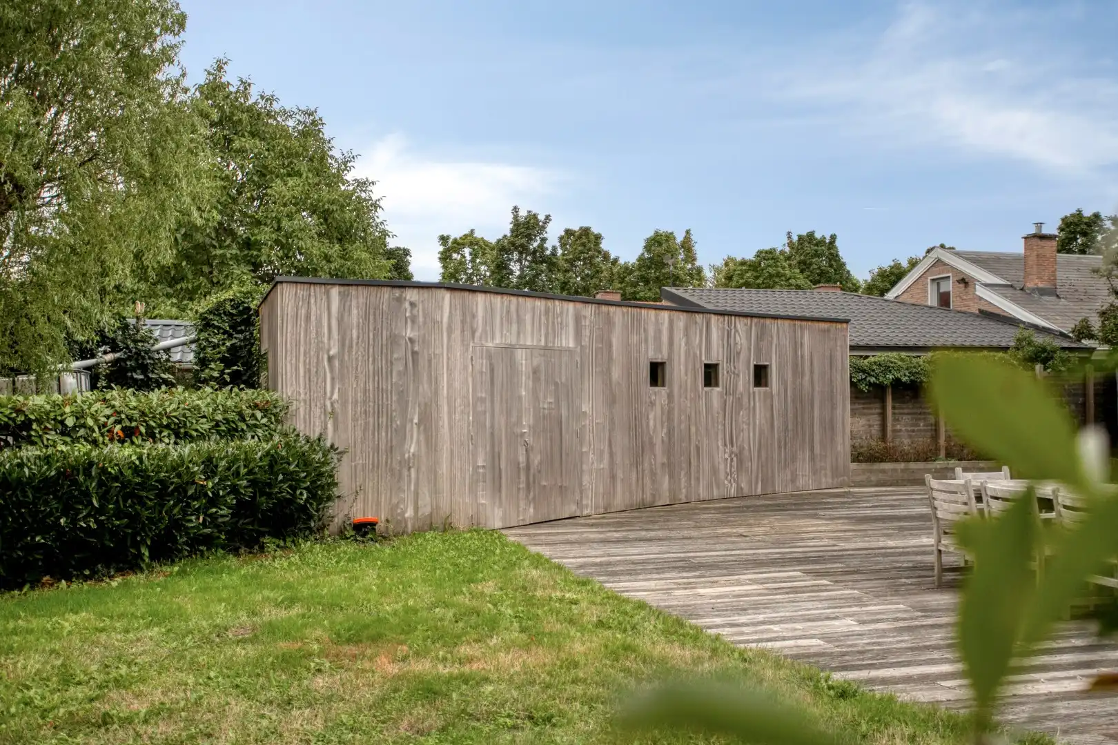 Rustig gelegen multifunctionele architecturale parel met prachtige tuin foto 26