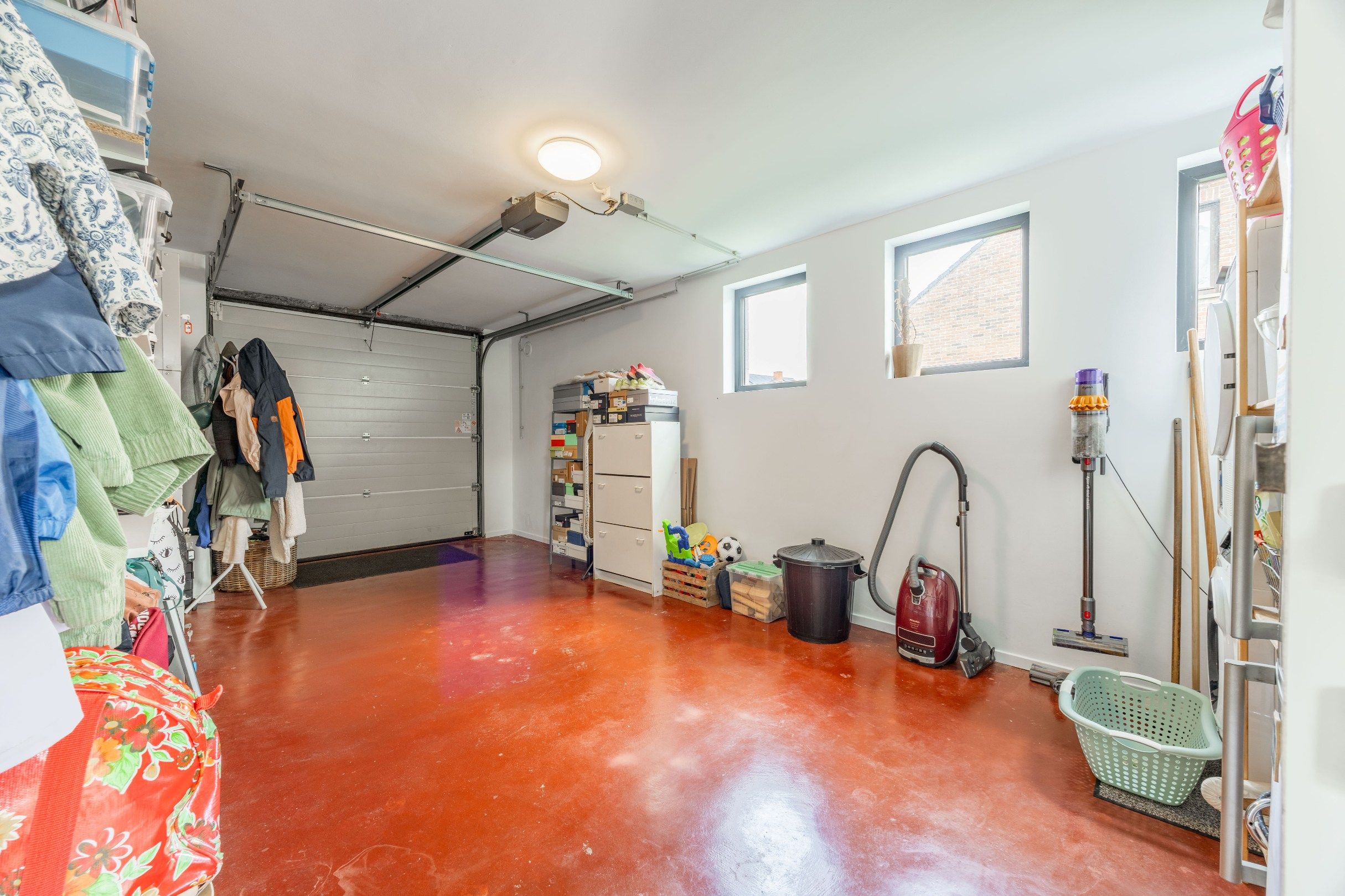 MAGNIFIEK GERENOVEERDE GEZINSWONING MET GARAGE foto 25