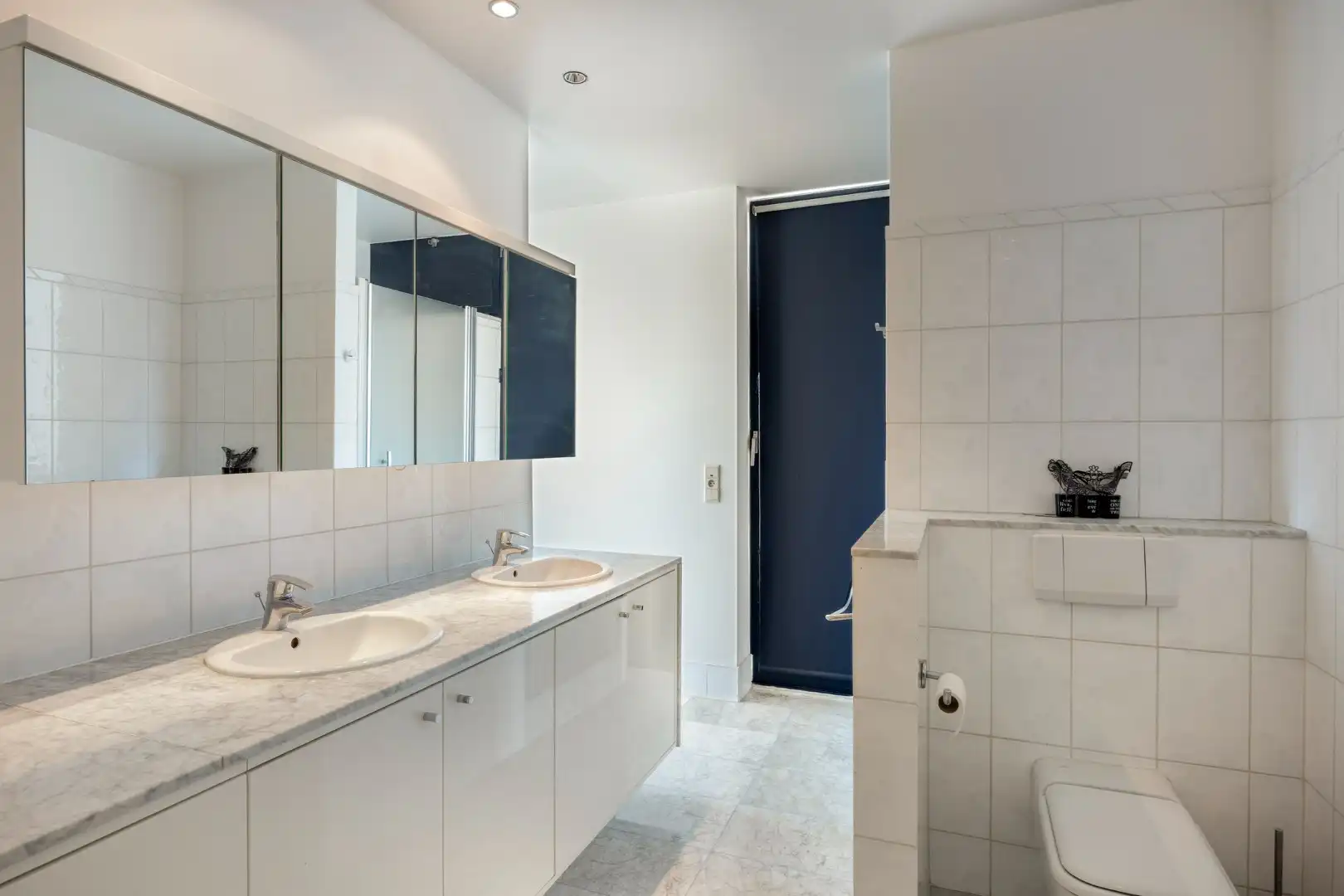 !! NIEUWE VOORWAARDEN !! Villa op een uiterst exclusieve locatie aan een prachtig privémeer foto 25