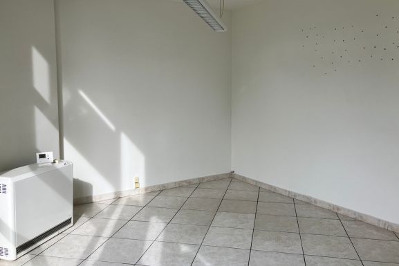 Zichtbare kantoor- of handelsruimte (180m²) in hartje Herentals! foto 4