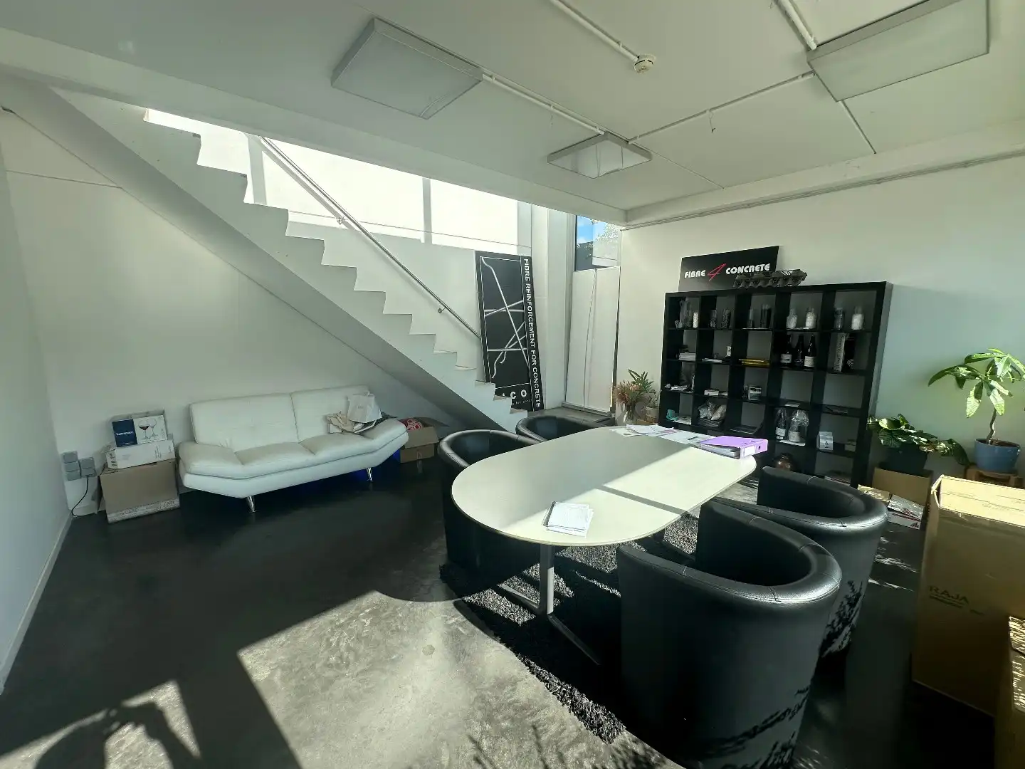 Loodsen met bureel te koop foto 7