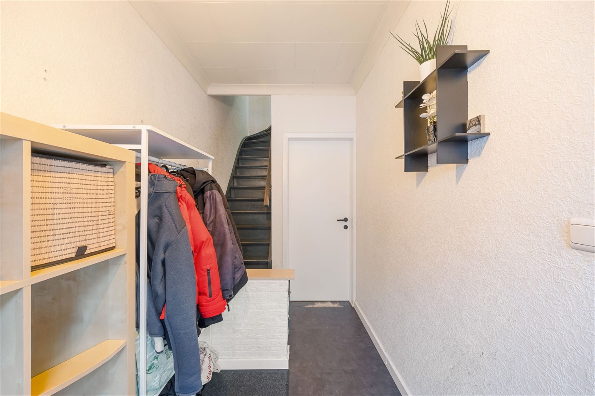 Woning met 4 slaapkamers op rustige ligging foto 2