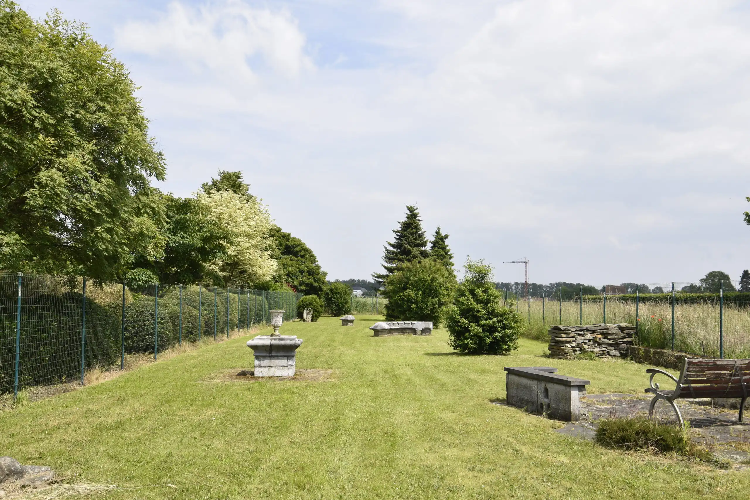 Woning met magazijn en 3 slaapkamers in Meerdonk foto {{pictureIndex}}