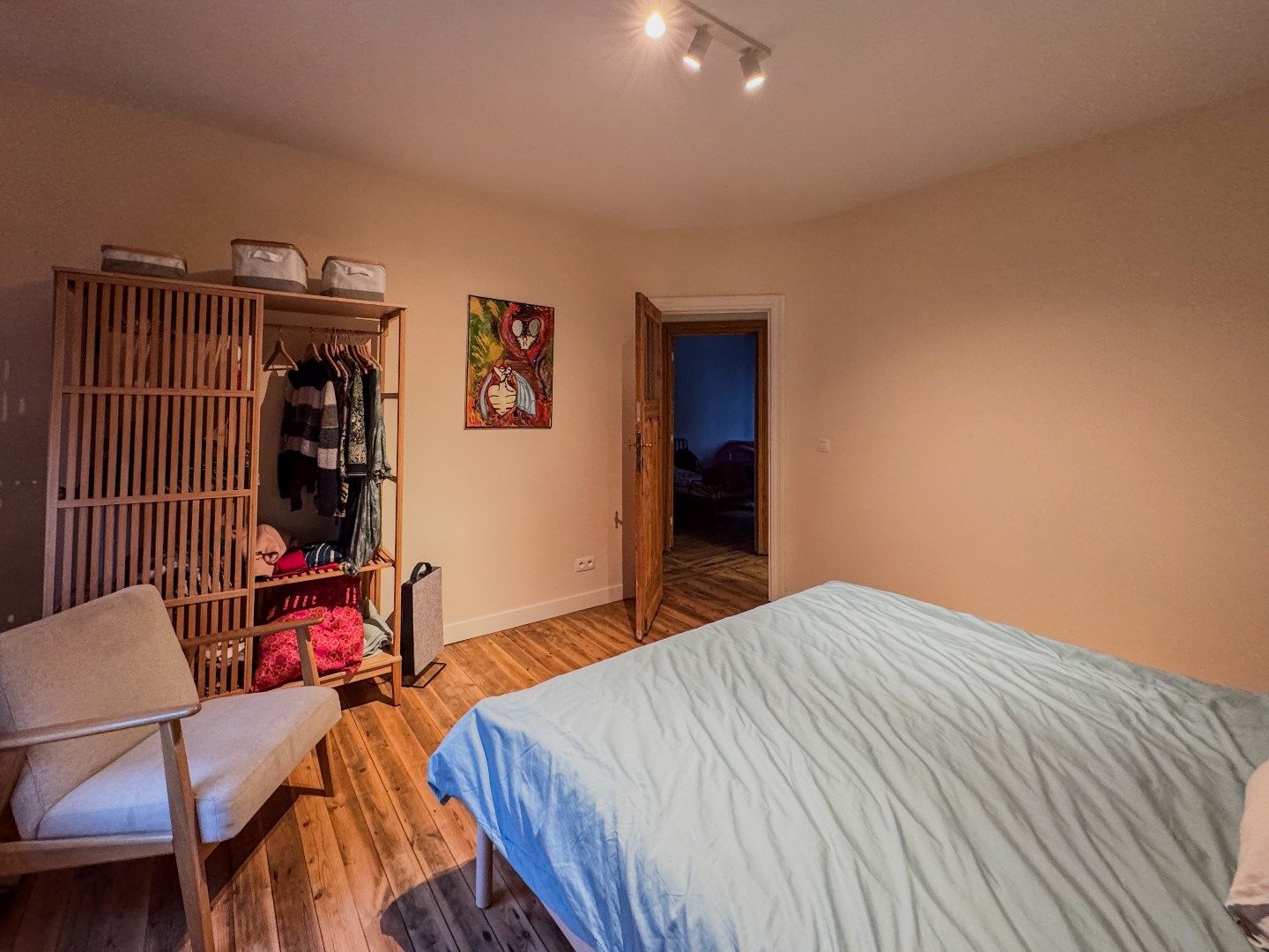 Woning met 3 slaapkamers, garage en gezellig stadstuintje met berging. foto 12