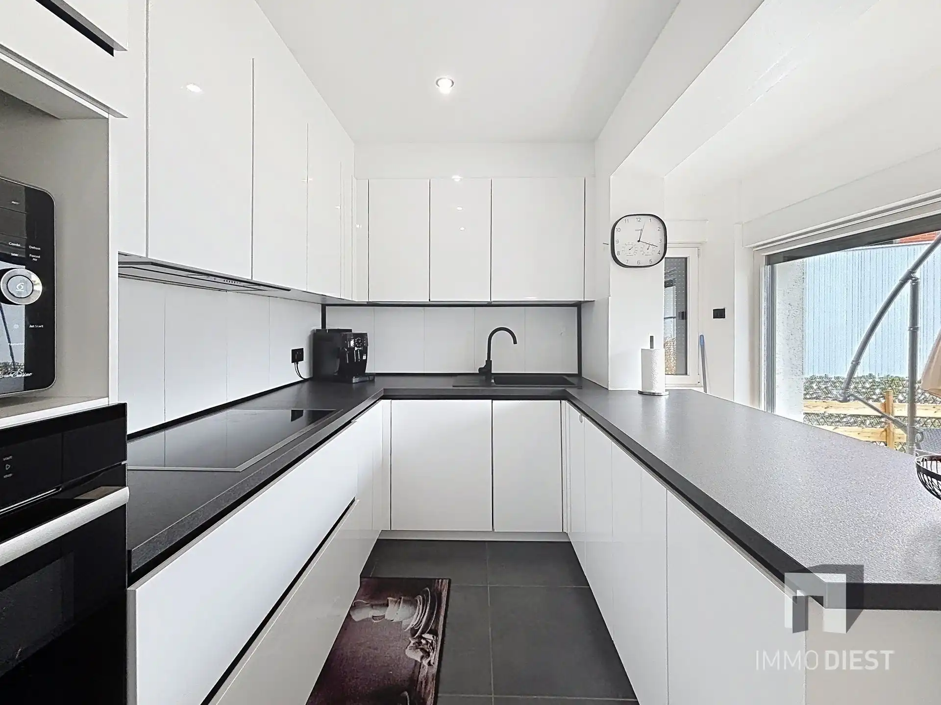 Gerenoveerde gelijkvloers woning centrum Tessenderlo foto 14