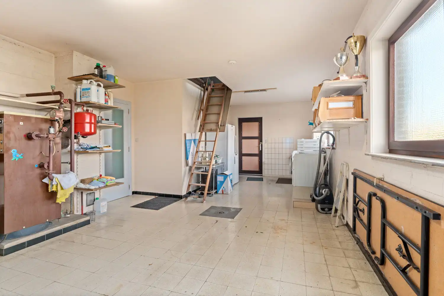 Alleenstaande woning te Ruiselede. foto 20