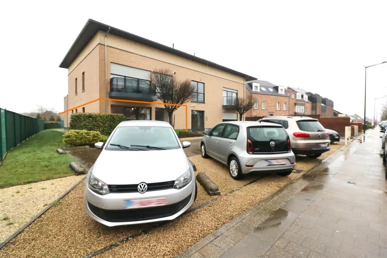 gelijkvloers, westterras, grote tuin, 2 grote slpk., garage  foto 10