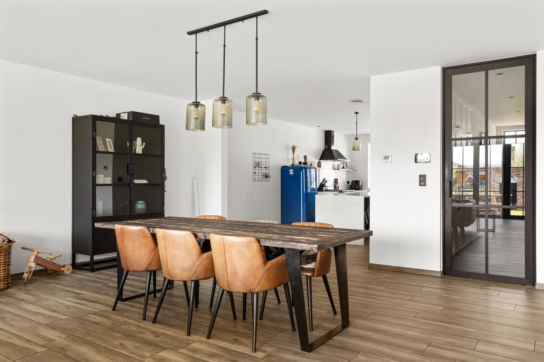 Moderne pastorij woning met 5 slpk- de perfecte gezinswoning foto 7