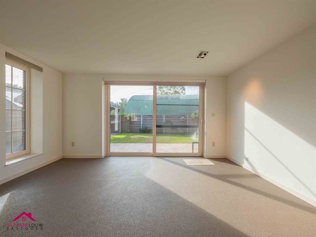 Vrijstaande woning, volledig gerenoveerd foto 31
