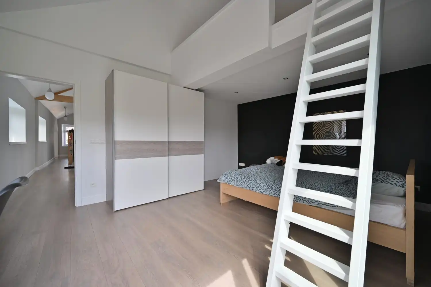 Prachtig gerenoveerde hoeve uniek gelegen in het glooiende landschap van Grote-Spouwen foto 27