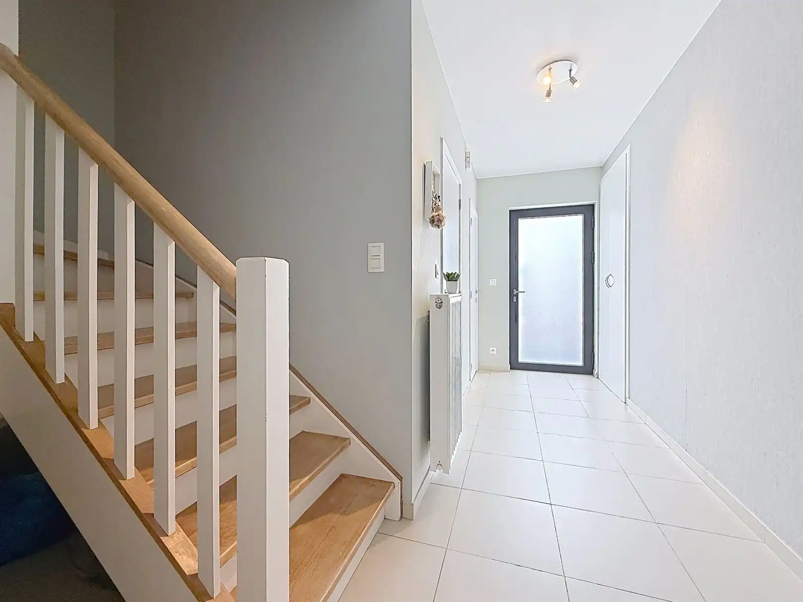 Instapklare woning met 3 slpks, tuin - 01a 78ca  foto 31