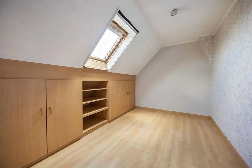 Riume, instapklare bel-etage met zonnige tuin foto 30