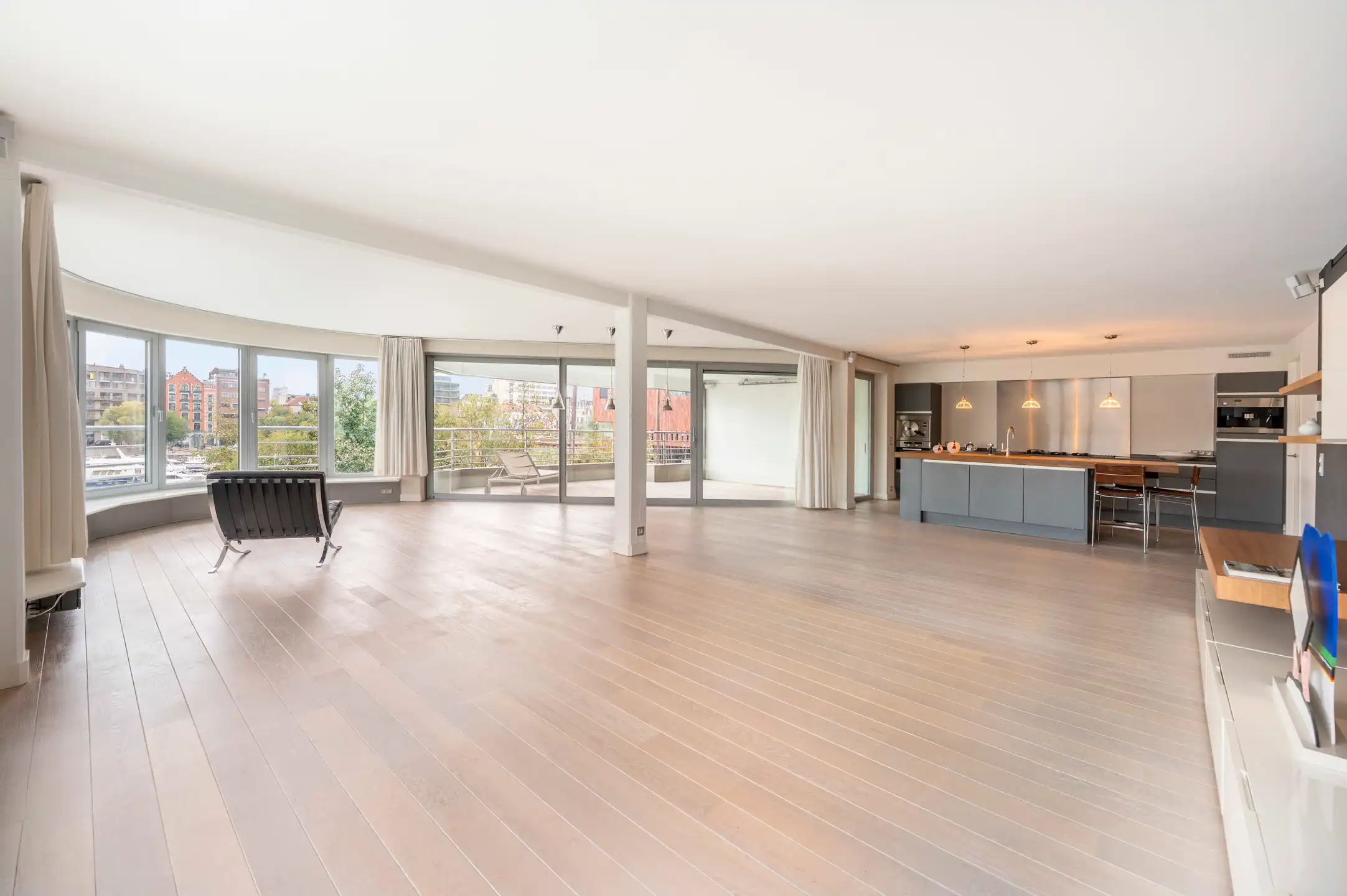 ANTWERPEN EILANDJE – Exclusief wonen aan de Jachthaven foto 2