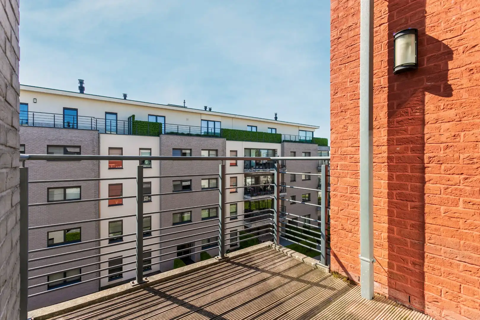 Instapklaar appartement met 2 slpk en parking te Halle foto 12