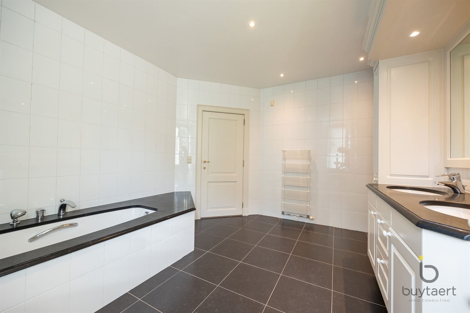 Gezellige MANOIRE villa in een aangename omgeving te Halle / Zoersel! foto 39