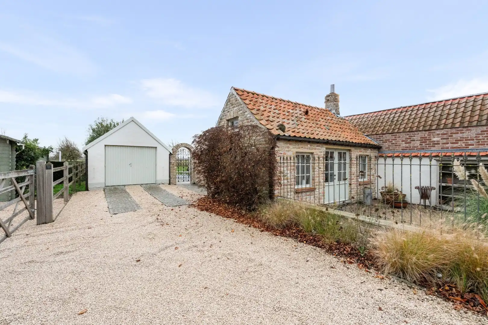 Uiterst charmante halfopen bebouwing met weidse zichten op een perceel van 2012m²  foto 24