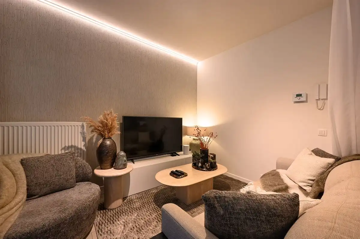 Instapklaar gelijkvloersappartement met heerlijke stadstuin foto 16